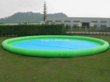 gaint green inflatable circular swimming pool