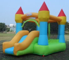 Inflatable castle trampoline with slide