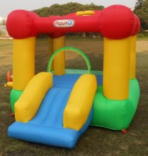 inflatable bouncer/trampoline and slide